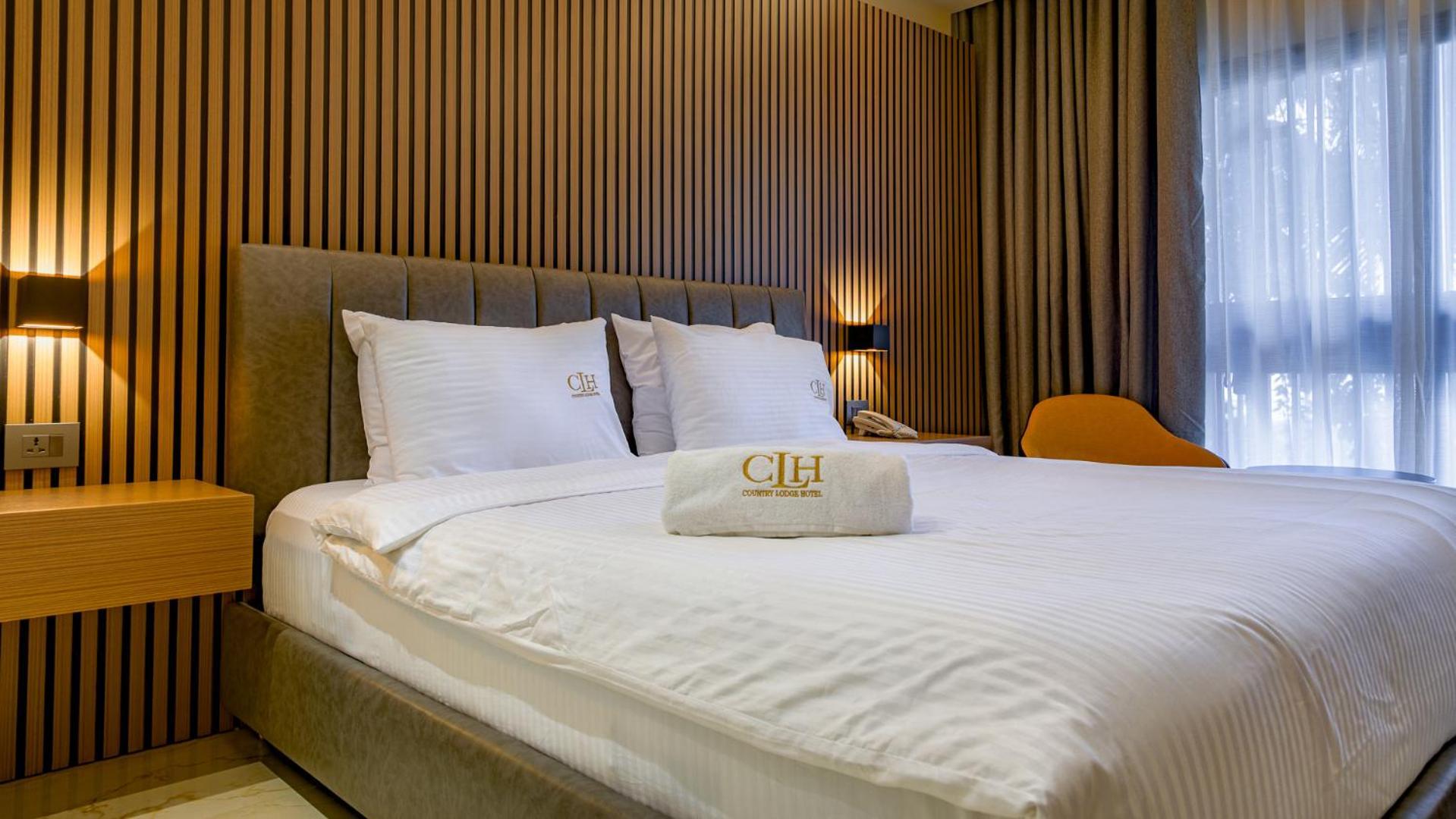 The Country Lodge Hotel Freetown Eksteriør billede